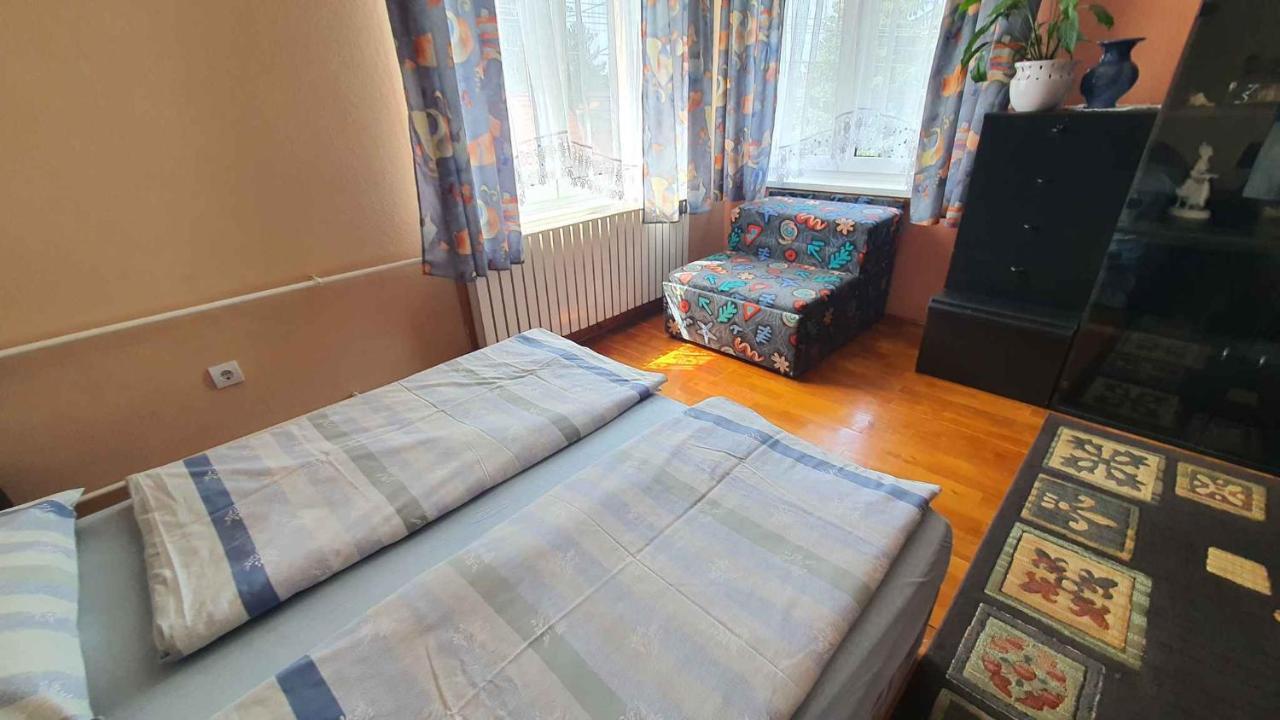 Apartments In Balatonlelle 43115 ภายนอก รูปภาพ