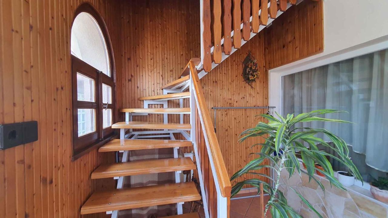 Apartments In Balatonlelle 43115 ภายนอก รูปภาพ