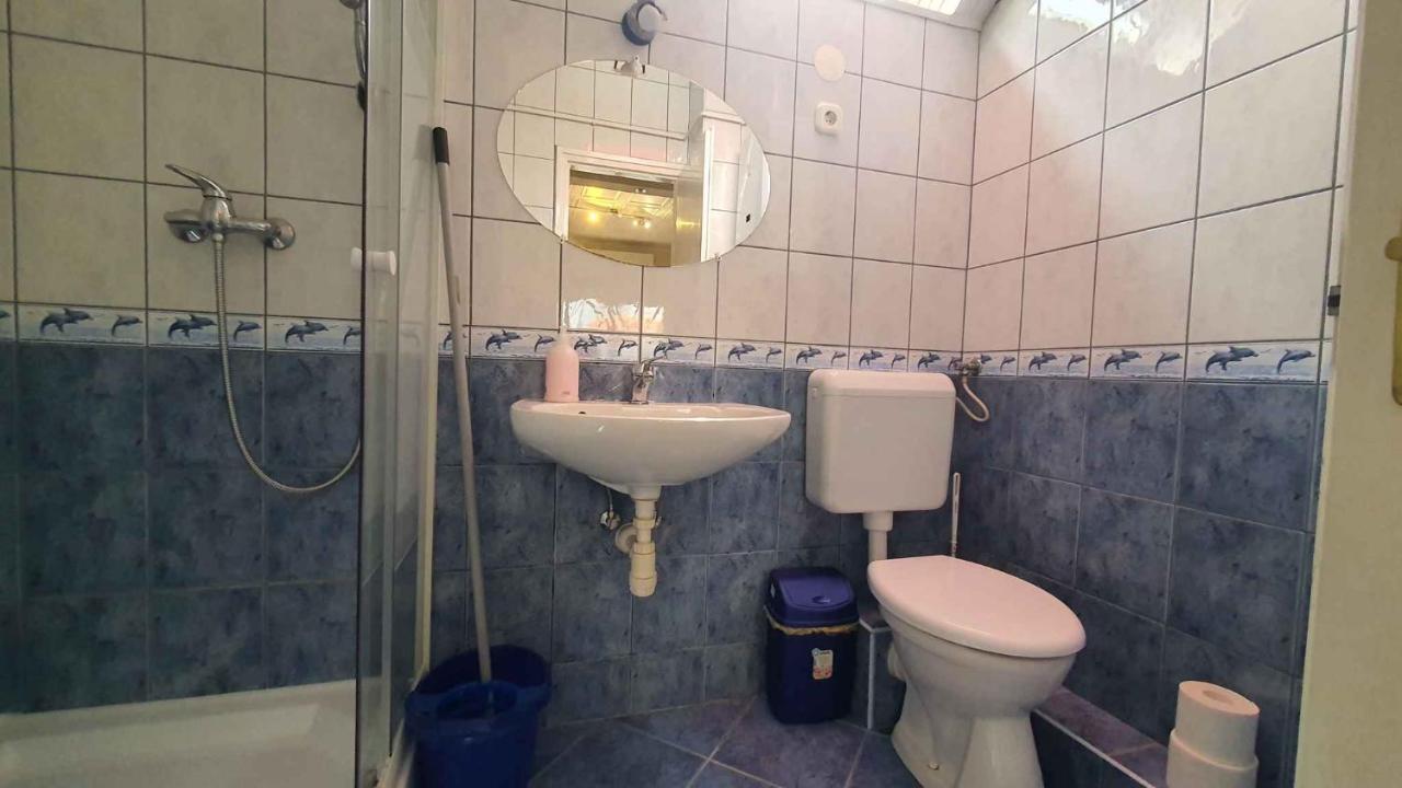 Apartments In Balatonlelle 43115 ภายนอก รูปภาพ