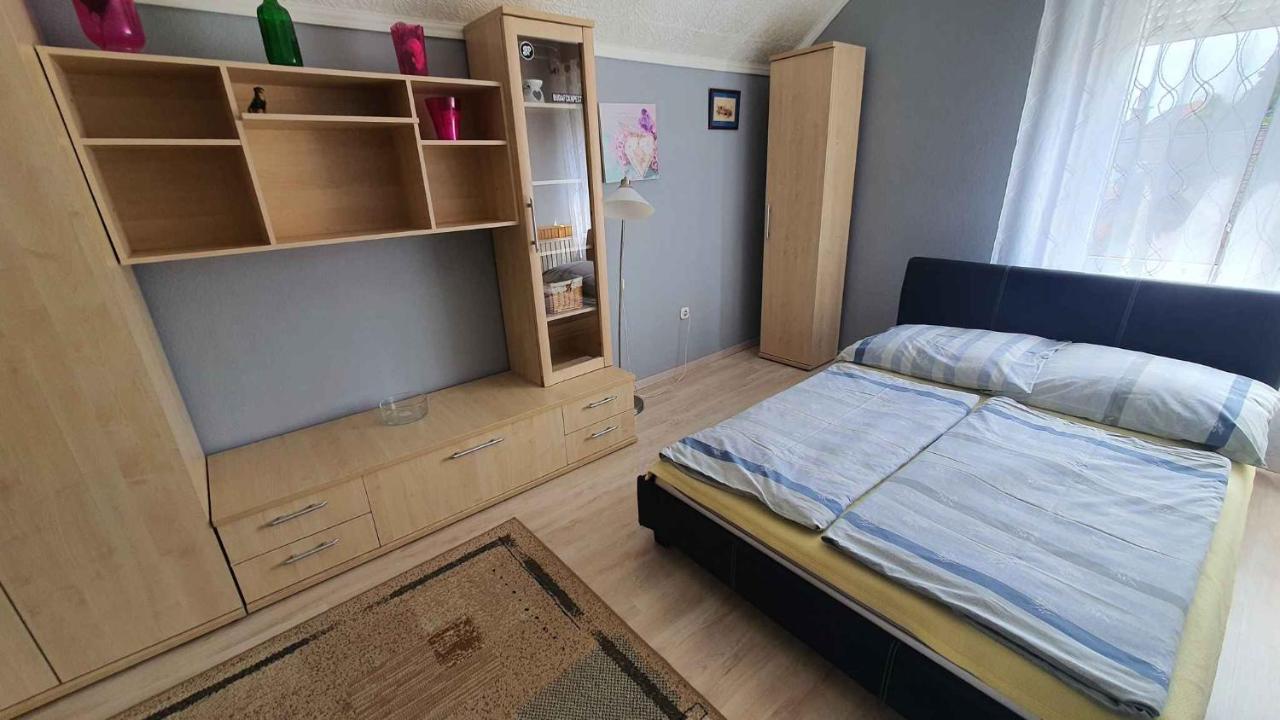 Apartments In Balatonlelle 43115 ภายนอก รูปภาพ