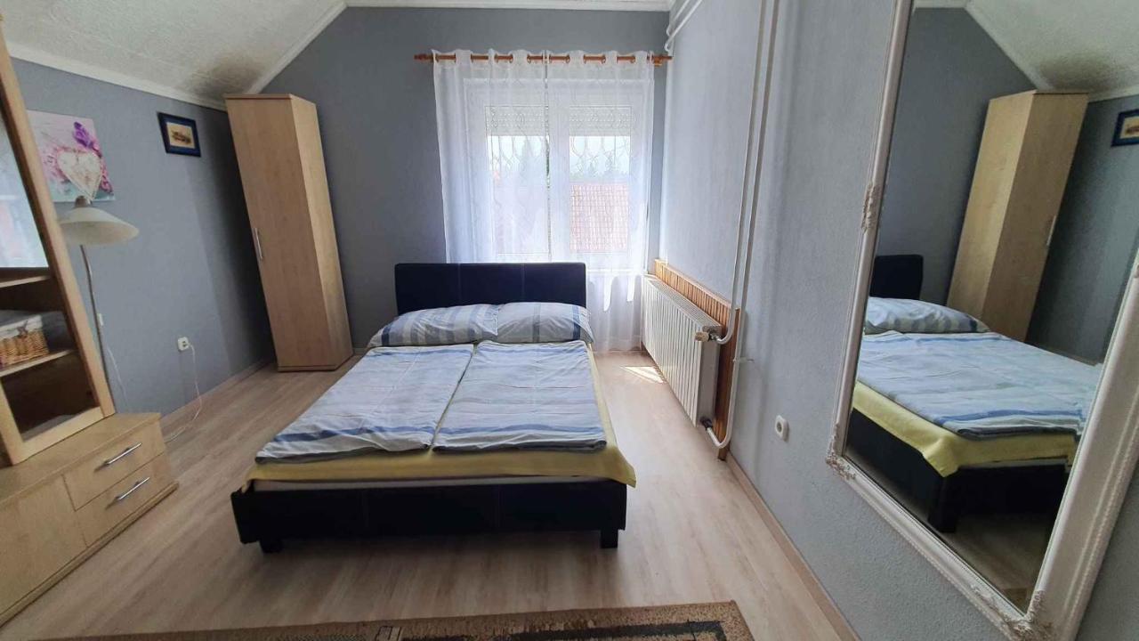 Apartments In Balatonlelle 43115 ภายนอก รูปภาพ